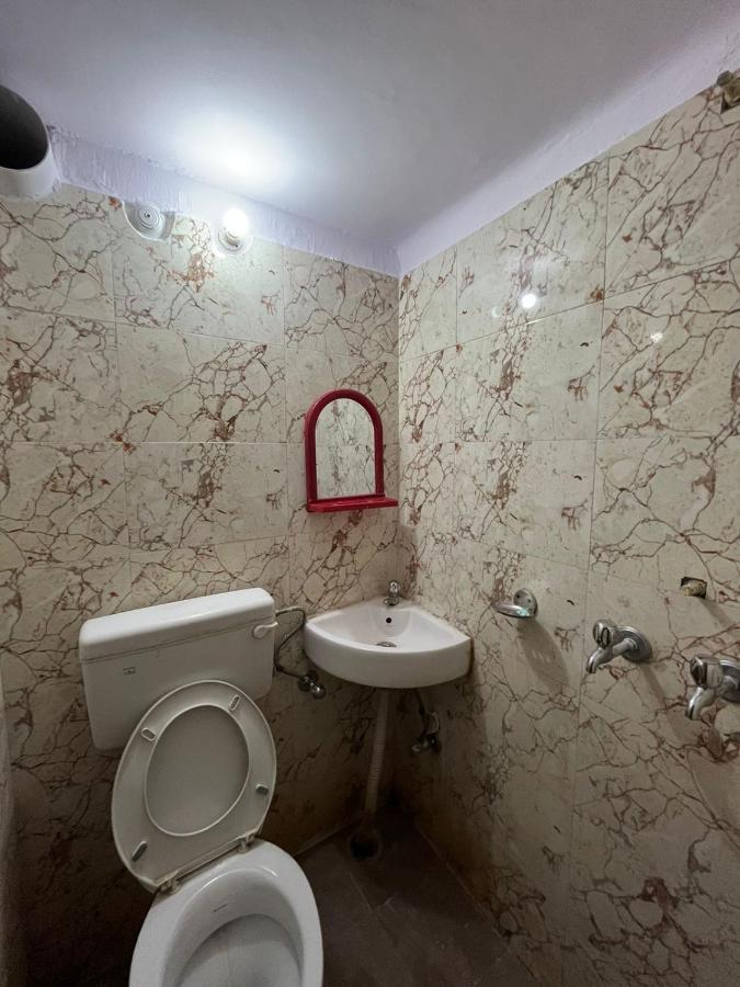 Vishwa Deva Homestay Varanasi Exterior photo